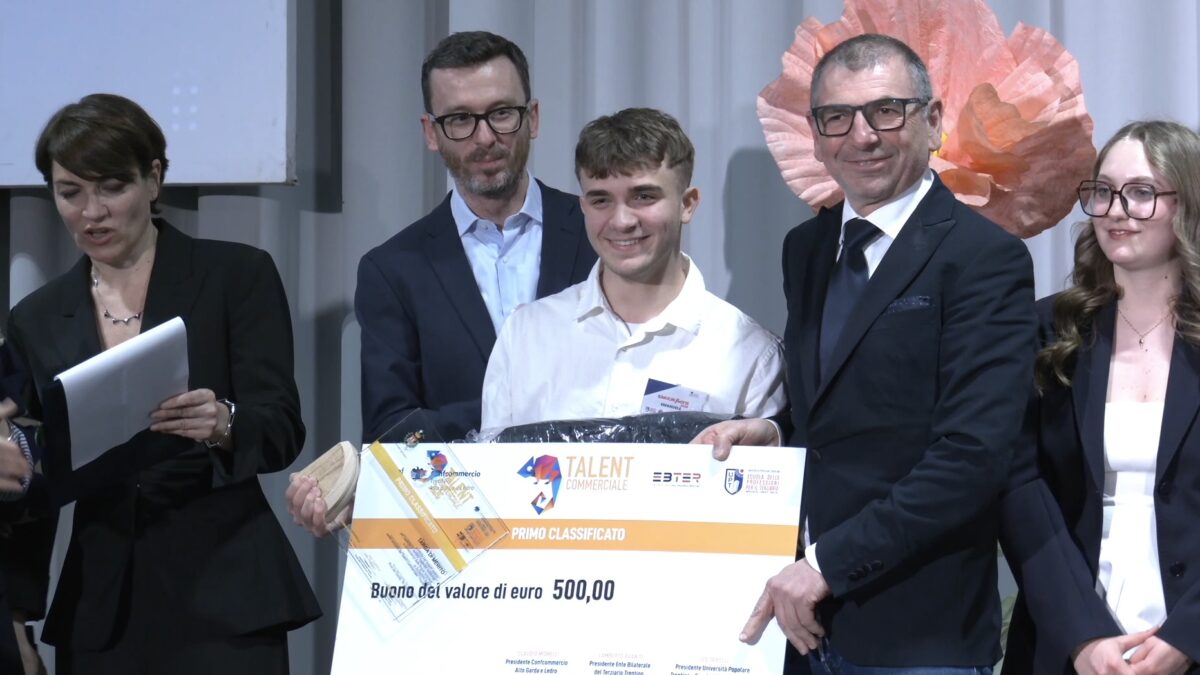 E’ Emanuele Guaiana il vincitore della finale di Riva del “Talent Commerciale”