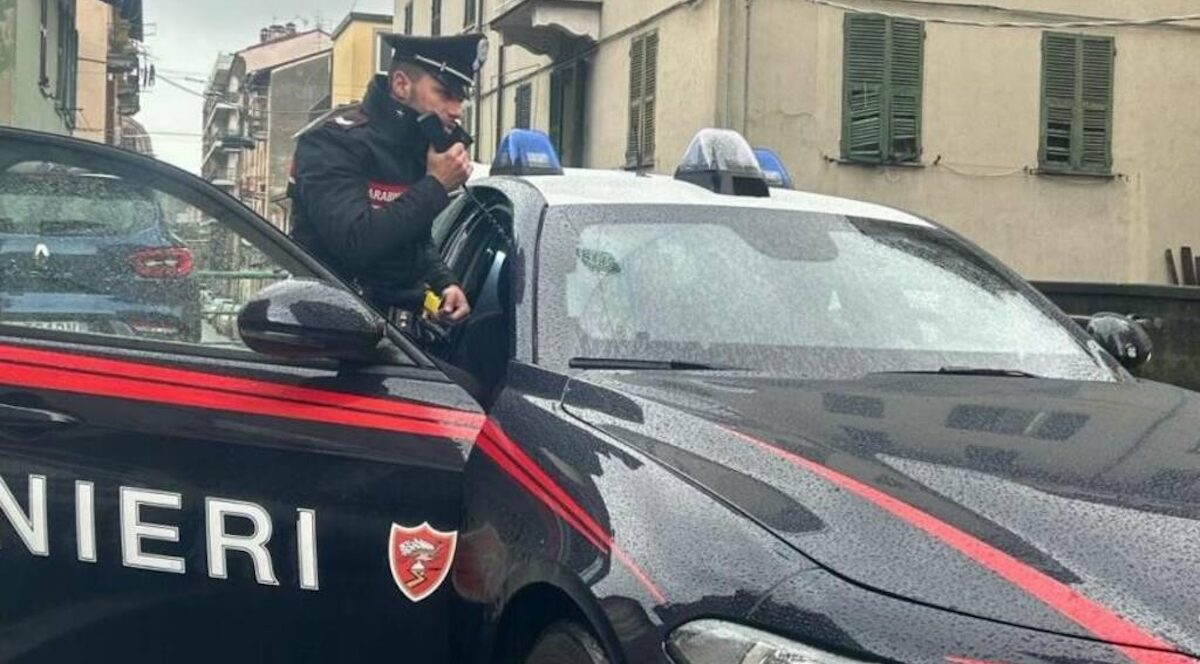 FOTO-viola-divieto-avvicinamento-aspect-ratio-1200-664