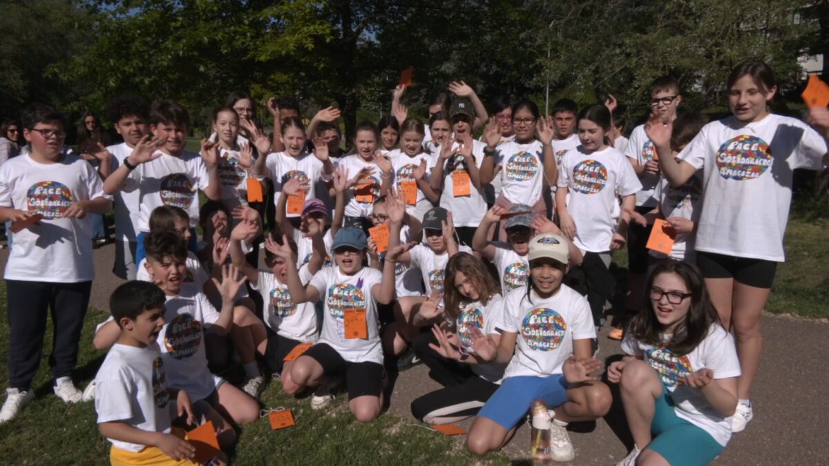 Alunni della primaria Manzoni di Bolzano di corsa per la solidarietà