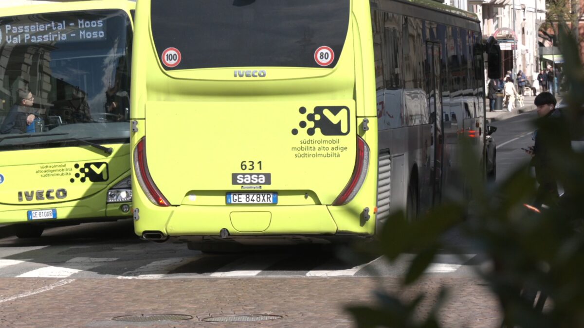 Merano, più sicurezza sui bus: a bordo agenti della Polizia locale