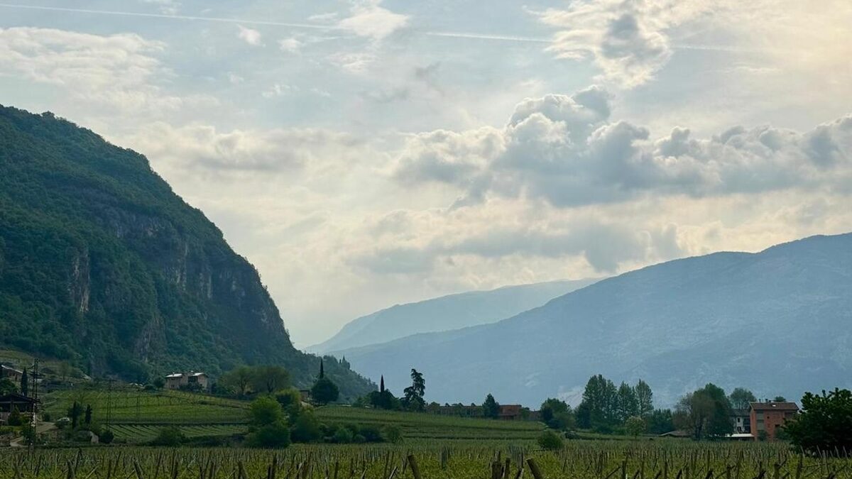 FOTO-caldissimo-aprile-aspect-ratio-1200-675