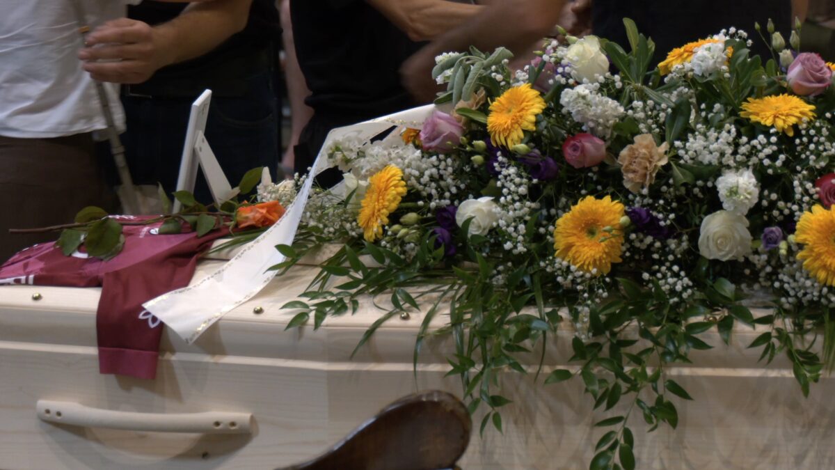 Nel pomeriggio a Lavis l’ultimo saluto ad Adele Cobelli. Una folla silenziosa si è stretta attorno alla famiglia