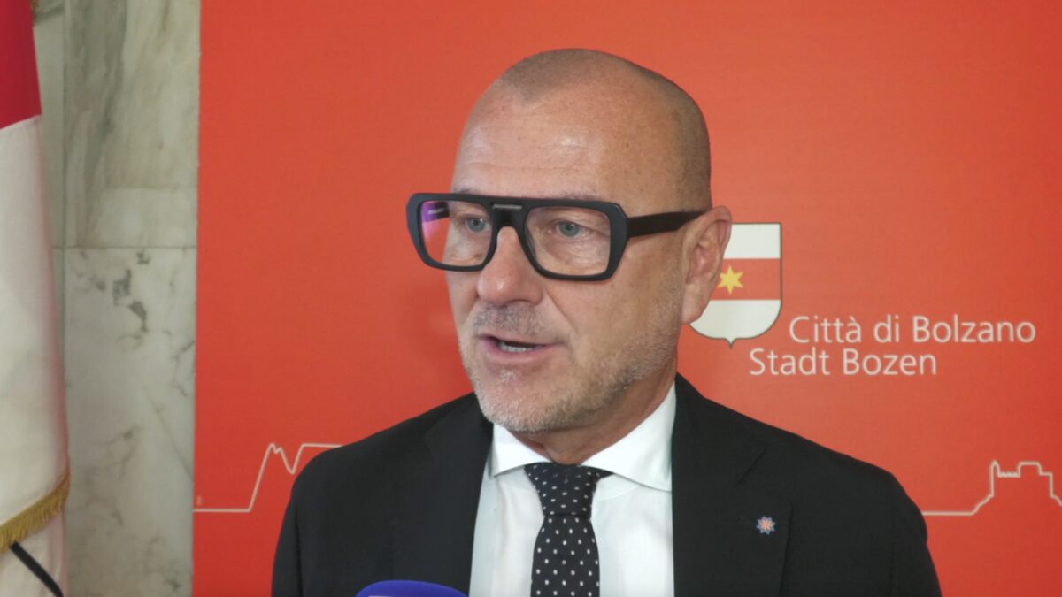 Bolzano, il partito di Vannacci entra in Consiglio. Corrarati: “Non sono in maggioranza ma fanno parte del progetto”
