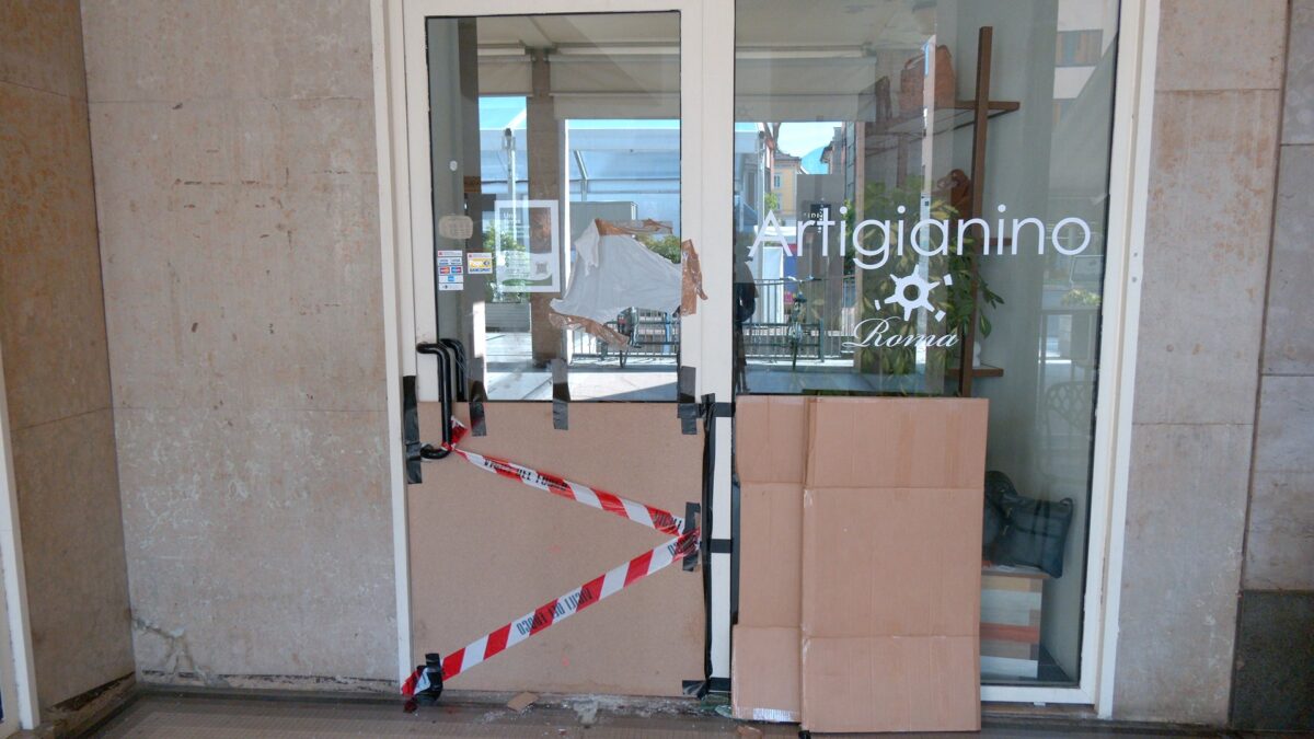 “Triste per la mia città”: parla la titolare dell’Artigianino dopo l’ennesimo furto