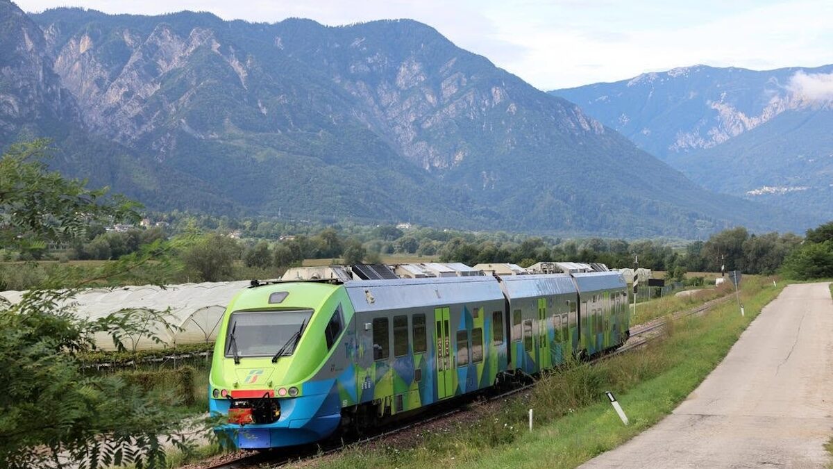 FOTO-ferrovia-valsugana-interrotta-aspect-ratio-1200-675