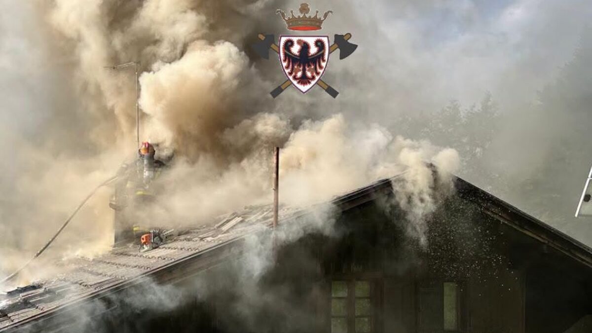 FOTO-incendio-Tione-1-aspect-ratio-1200-675