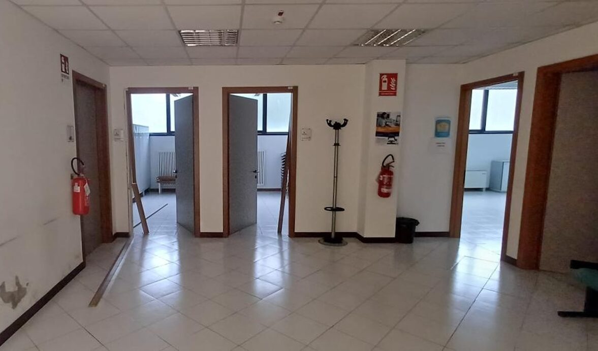 FOTO-ladri-in-azienda-sanitaria-aspect-ratio-1177-691