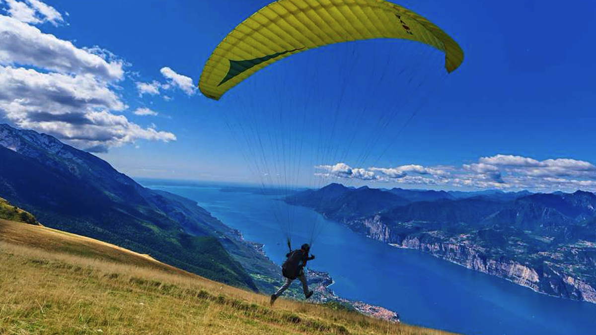 FOTO-morto-parapendio-aspect-ratio-1200-675