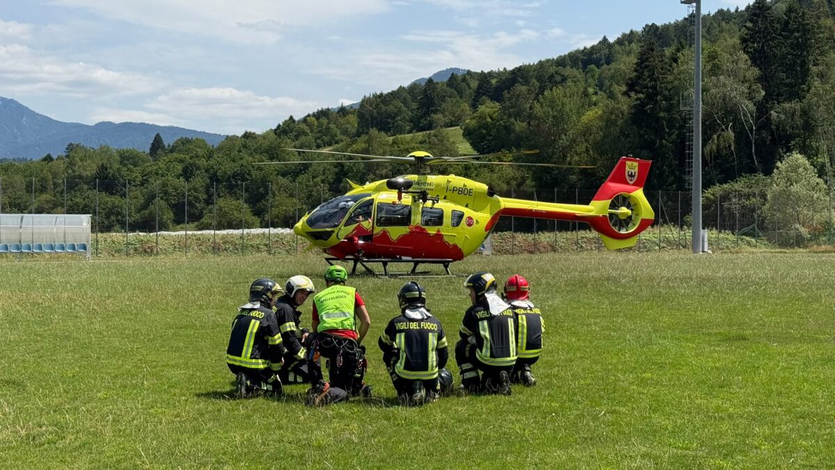 FOTO-soccorso-alpino-1-aspect-ratio-1200-675