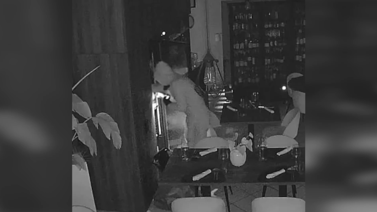 FOTO spaccata al ristorante