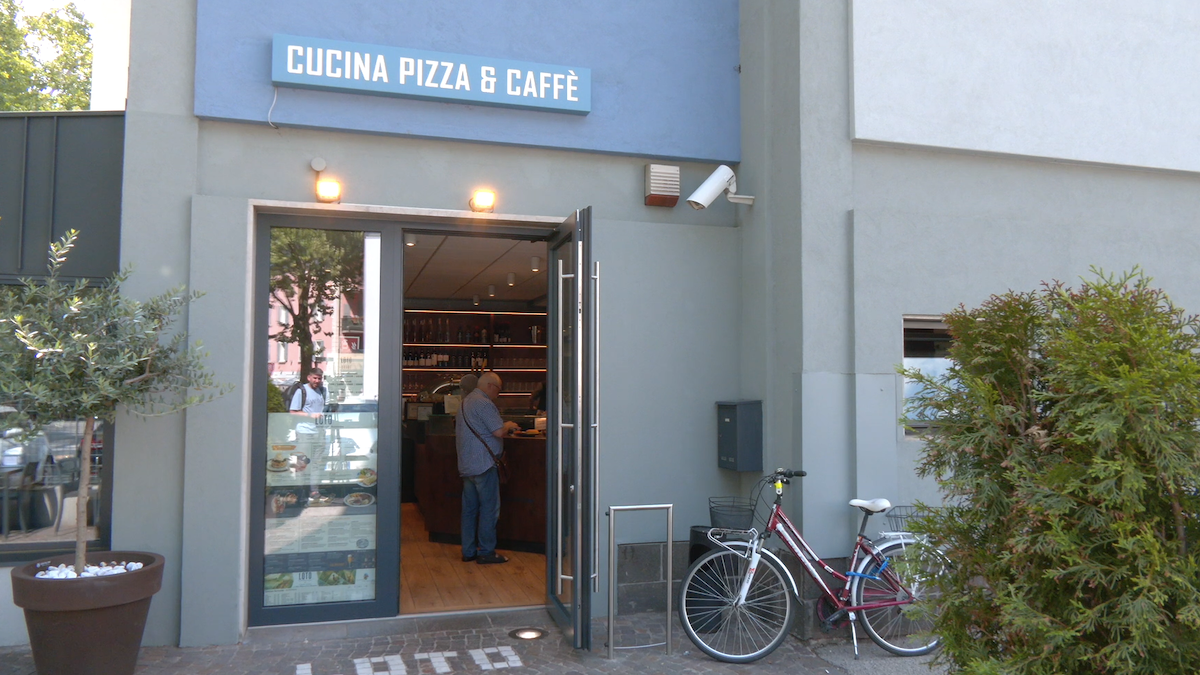 Doppia spaccata a Trento, refurtiva ritrovata da un senzatetto