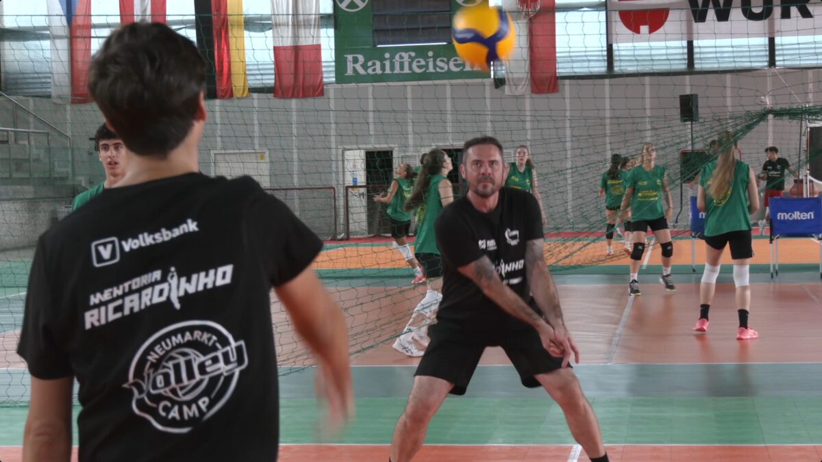 Pallavolo: l’oro olimpico Ricardinho allenatore al camp estivo del Neumarkt Volley