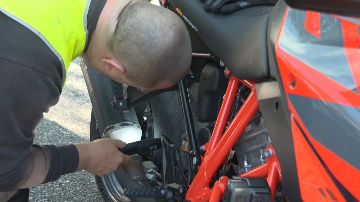 Stretta contro le moto truccate: al via i controlli sui passi dolomitici altoatesini