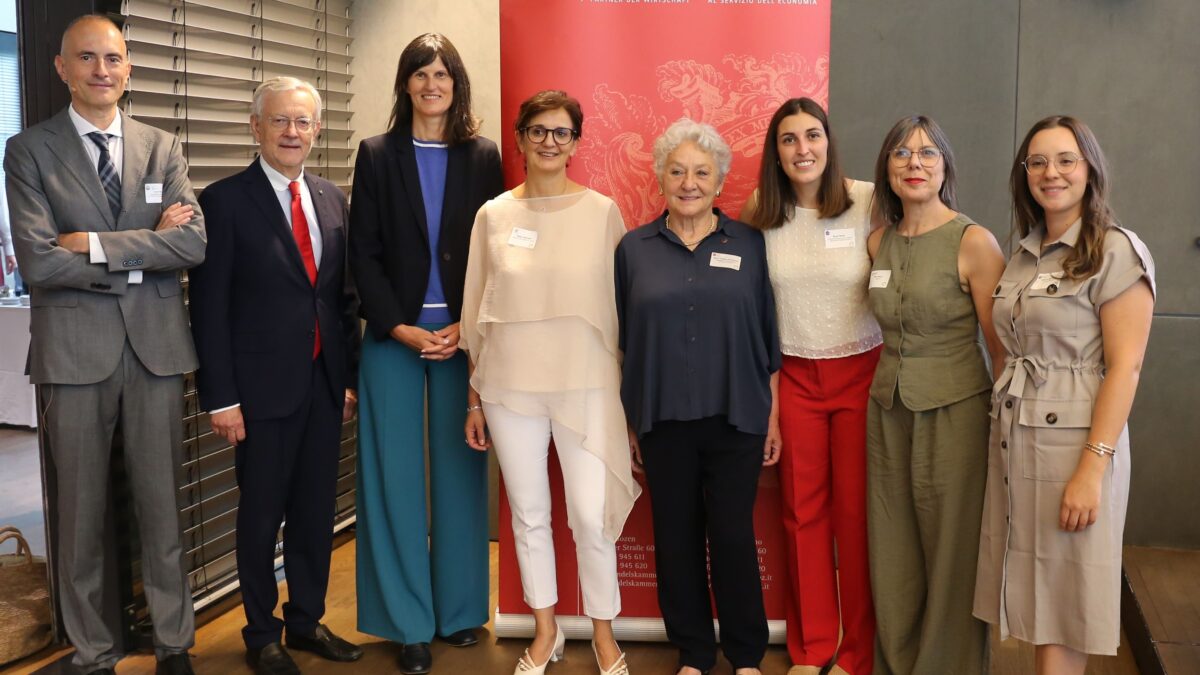da-sinistra-Filippi-Ebner-Kaser-Caldonazzi-Giovannini-Russo-Rinner-Sperandio-c-Camera-di-commercio-di-Bolzano-scaled-aspect-ratio-1200-675