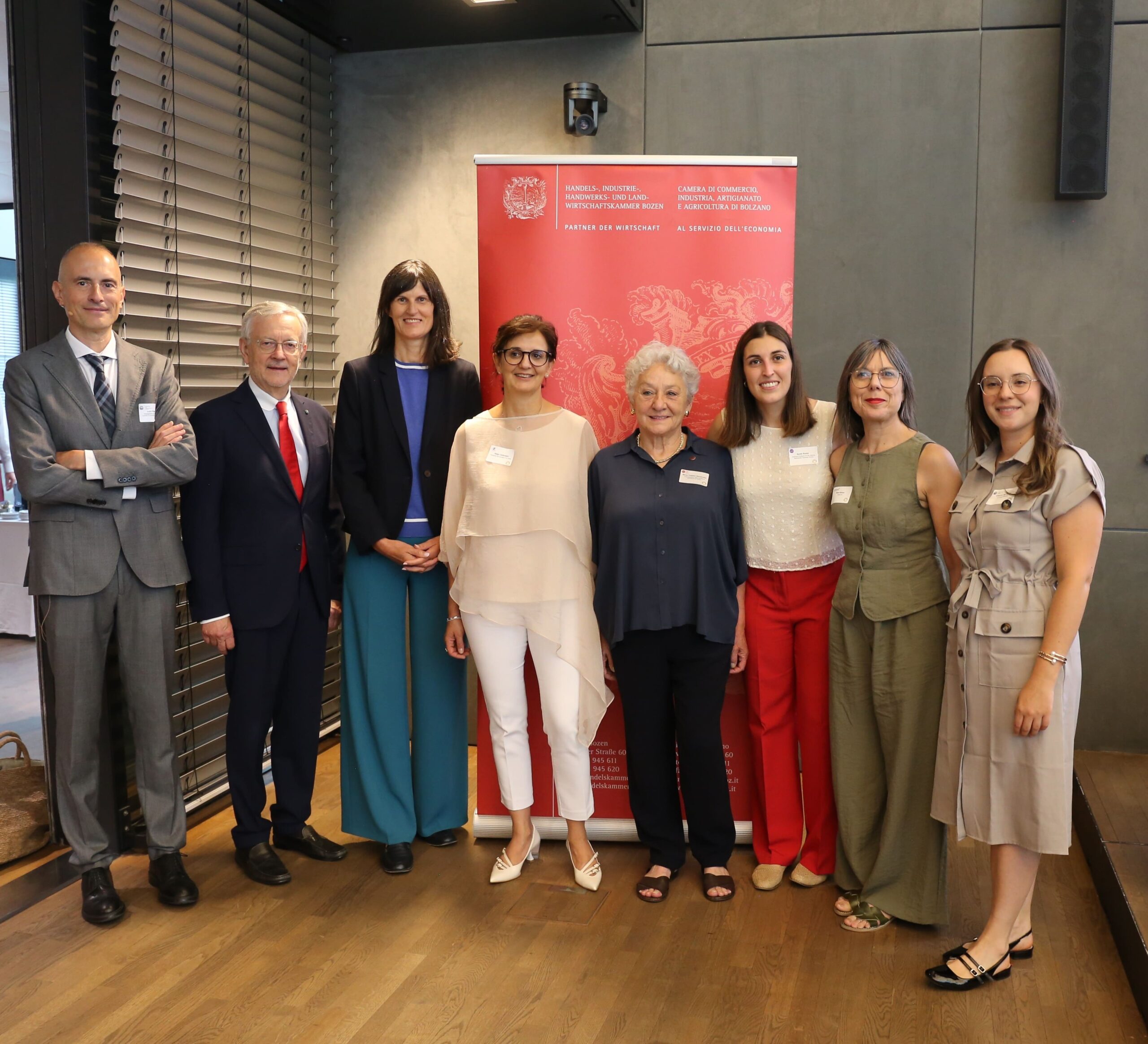 da sinistra Filippi, Ebner, Kaser, Caldonazzi, Giovannini, Russo, Rinner, Sperandio (c) Camera di commercio di Bolzano