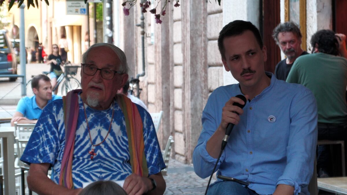 Dialogo per la Palestina, padre Zanotelli e Riccardo Corradini alla libreria Due Punti