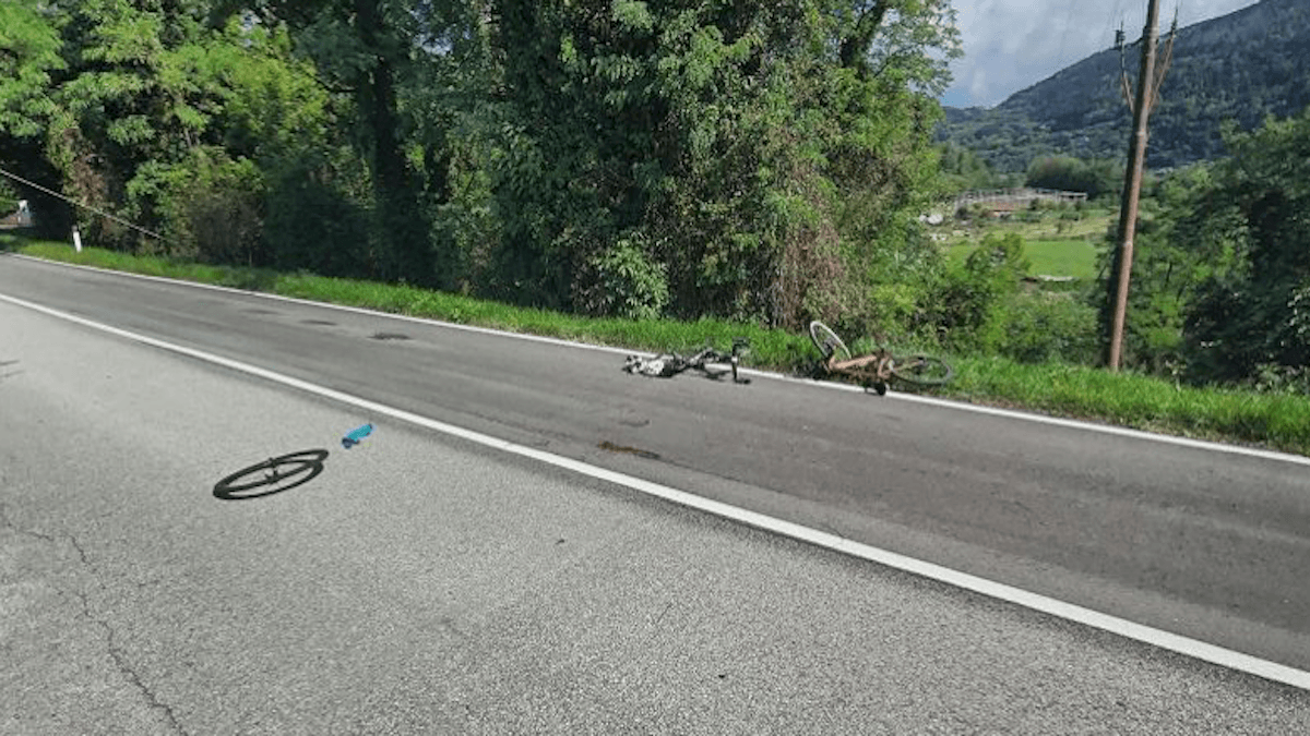 FOTO schianto bici